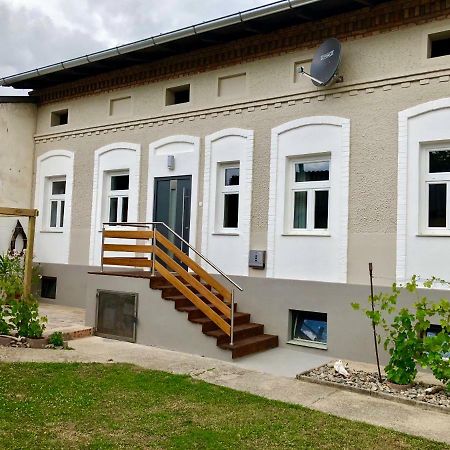 Riesling House Laa Apartment Laa an der Thaya Exterior photo