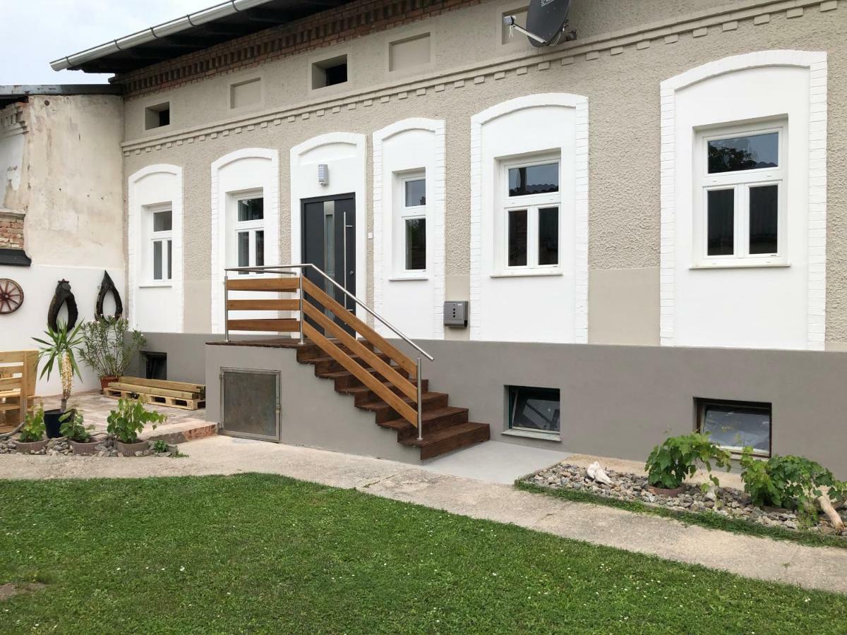Riesling House Laa Apartment Laa an der Thaya Exterior photo